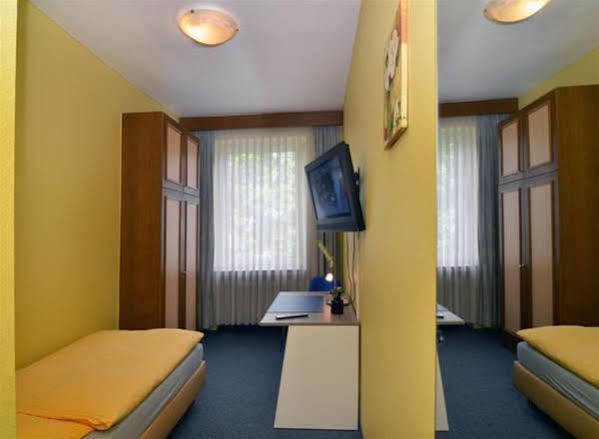 Hotel Stadtnah آخن المظهر الخارجي الصورة
